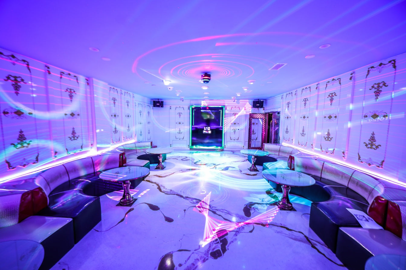 XL Private Karaoke Room 21-40 Guests (DEPOSIT)